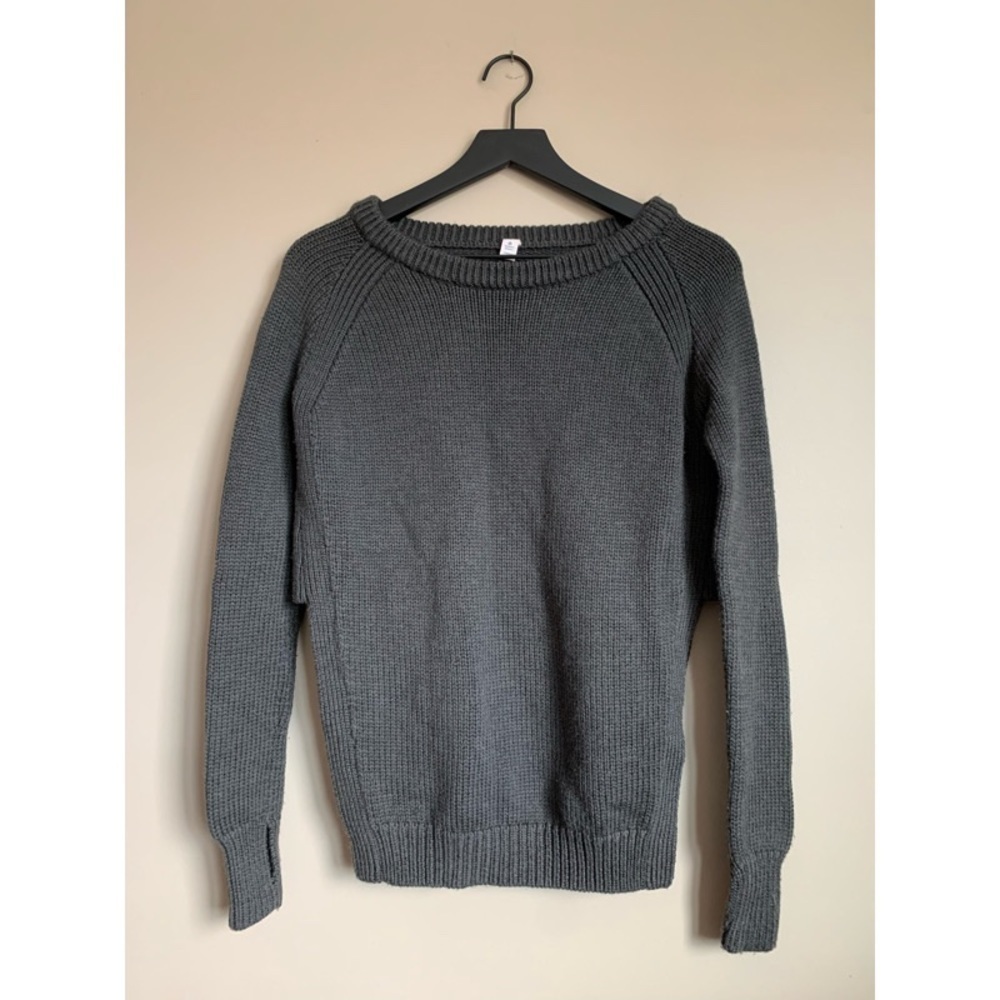 LULULEMON Grey/Green Side-Slit Crewneck Sweater